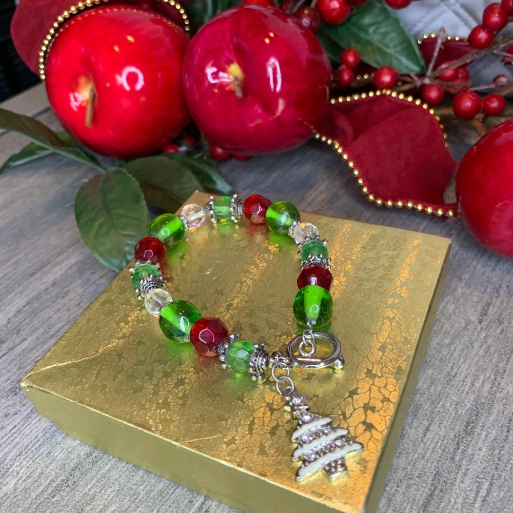 Vintage Christmas Tree Beaded Toggle Bracelet